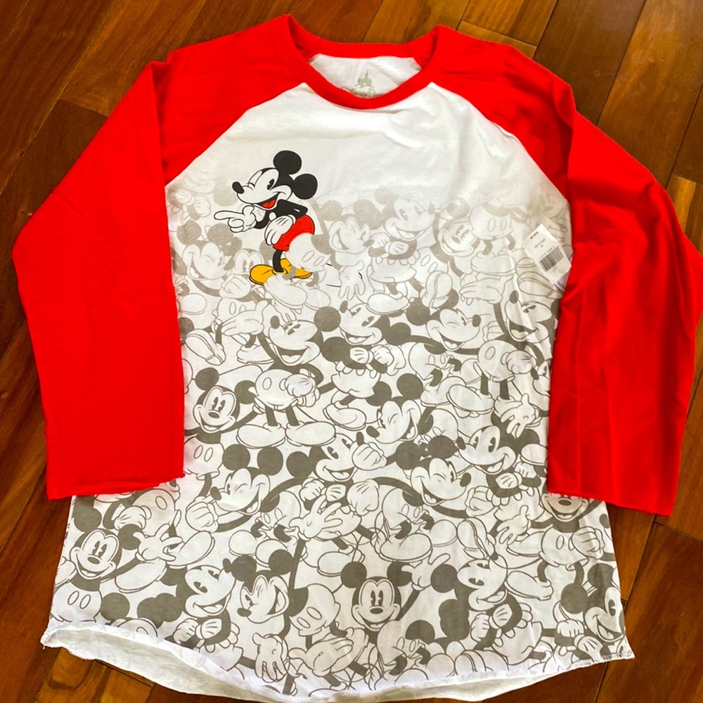 baseball tee size medium baseball tee official Disney parks merchandise